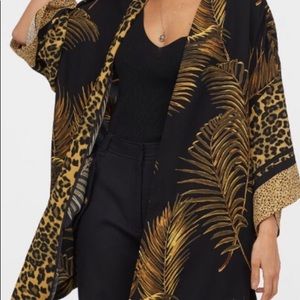 Black & Gold Print Kimono
